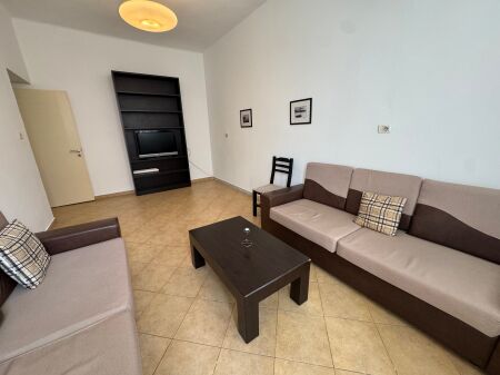 Appartamento 2+1 in vendita in Via Durazzo!