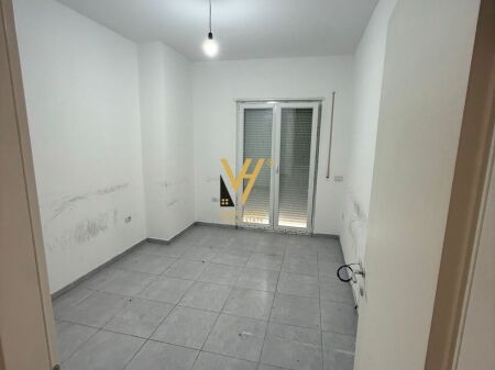 OFFICE 100 M2 FOR RENT ON BOGDANEVE STREET 70,000 LEKE