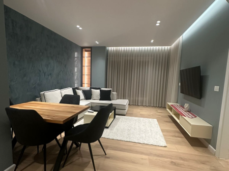 1+1,furnished for the first time,red school,700 thousand lek