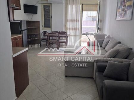 JEPET APARTAMENT 2+1+2 ME QIRA NE FILLIM TE LUNGOMARES,VLORE!