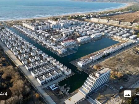 Shitet Vilë | Turquoise Marina Hamallaj, Gjiri i Lalzit