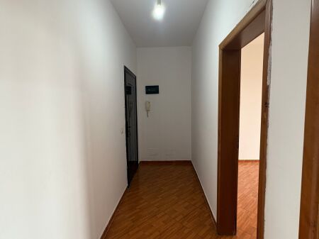 Apartment 1+1 for rent at Dalip Topi Street