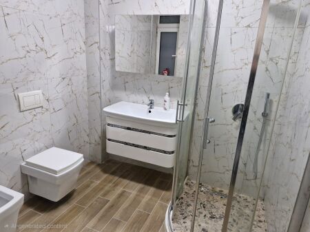 Shitet apartament 3+1+2 tek UET/219,000 euro