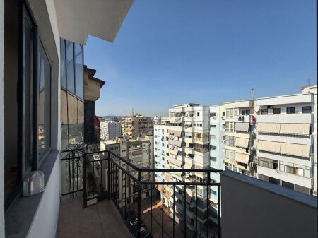 Vendesi in vendita 1+1 nella zona di Ish Parkut (NSHARAK)