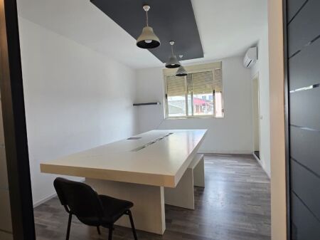 Commercial space near Delijorgji Complex