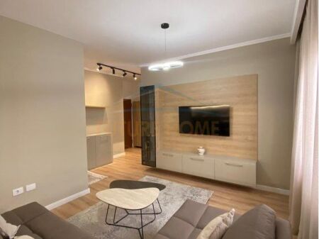 Qira Apartament 1+1, Galeria, Rruga e Barrikadave