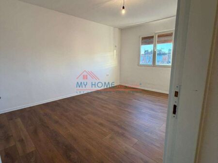 Apartament 1+1 ne shitje tek Oxhaku ne Tirane