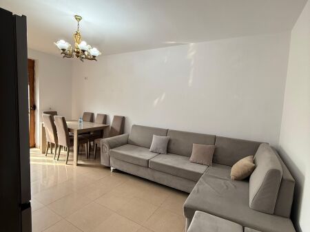 For rent 2+1 Vasil Shanto(near the 21Shit Crossroad) 🏷️65,000 Leke