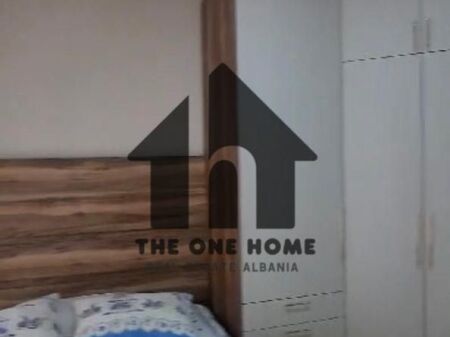 Qera 1+1 Komune Parisit / Pallat i ri .