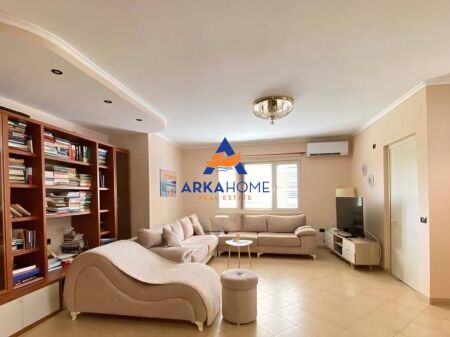 JEPET APARTAMENT ME QERA 2+1+BALLKON "DIGA E LIQENIT" 80.000 LEKE