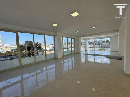 Jepet me Qira Ambient Biznesi – Rruga Jordan Misja, Tiranë