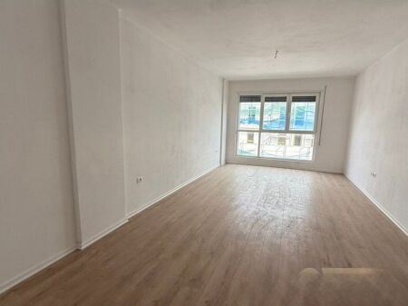 Appartamento 2+1+2 in vendita presso Trio Towers Residence, a Don Bosko !