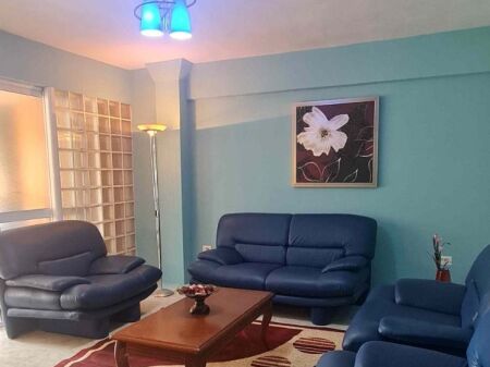 Jepet me qera Apartamenti 3+1, rruga Dritan Hoxha prane Universitet  Zoja e Keshillit te Mire 500 mije leke