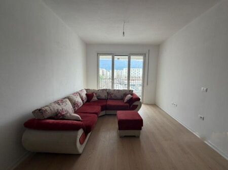 Apartament 2+1+2 per qira tek Uzina Dinamo,Rruga 5 Maji