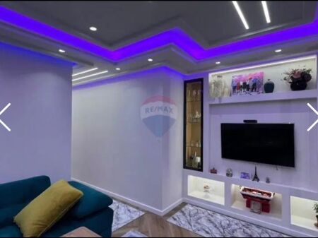 Apartament 3+1+2 , Ish Fusha E Aviacionit