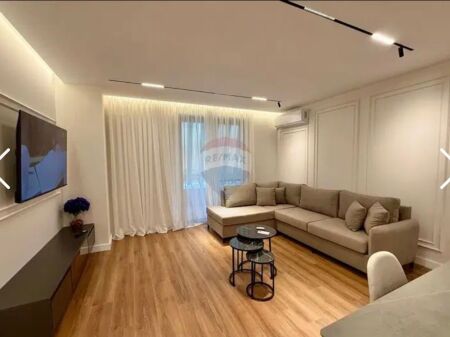 APARTAMENT 2+1+2 PËR QIRA,HOXHA TAHSIM