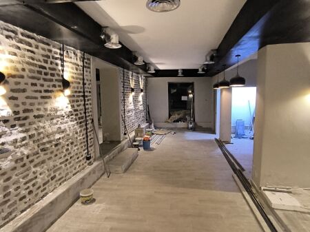 NEGOZIO IN AFFITTO 100 M2 VASIL SHANTO 100.000 LEKE FH-58941