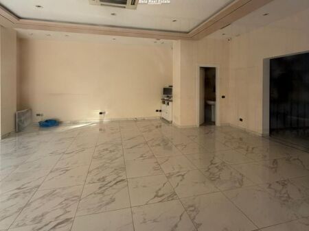 Dyqan Me Qera Tek Rruga E Kavajes (ID BD21822) Tirane