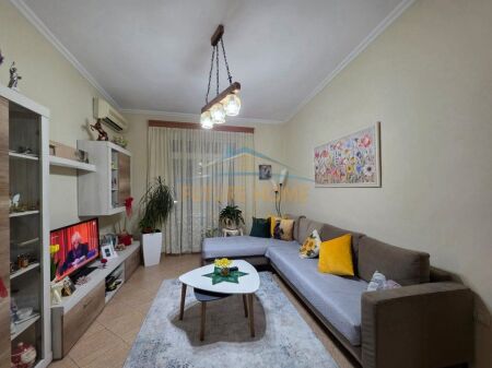 Shitet apartament 3+1 Blloku Tirane