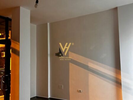 BUSINESS PREMISES 32 M2 FOR RENT NEAR DINAMO STADIUM 45,000 LEKE