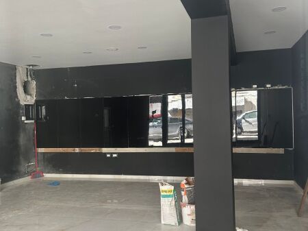 NEGOZIO IN AFFITTO 60 M2 VASIL SHANTO 60.000 LEKE FH-58929