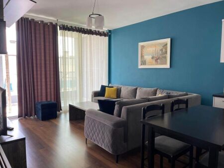 Jepet me qera super apartament 2+1+2  tek Kopshti Zoologjik 850€