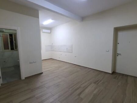 Rent | Business Premises | Fortuzi Street | 850 €/month