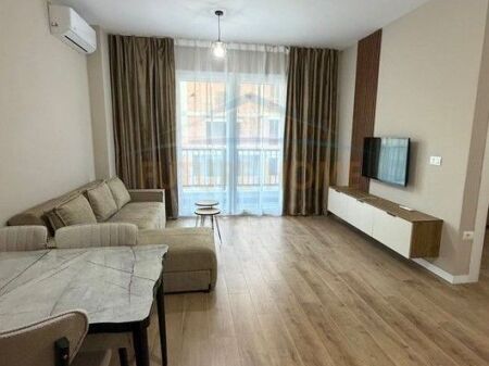 Affitto, Appartamento 1+1, Univers City, Tirane
