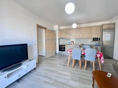 🏠 Ampio 3+1+2 in Affitto in Via "5 Maji"! 📍