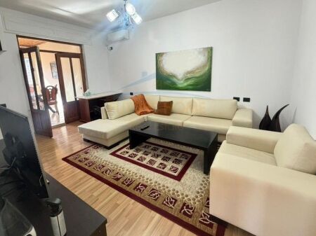 Rent, Apartment 2+1+Veranda, Dibrës Street