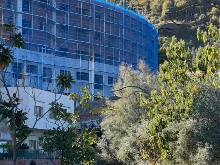 Triplex 3+1+3+veranda in vendita📍Kodra Diellit