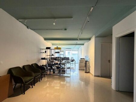 ZYRE PER QIRA TEK PAZARI I RI