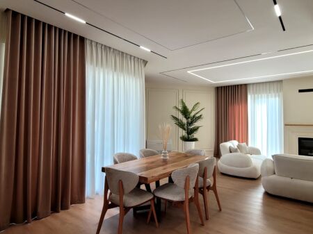 Vile me qira te Liqeni i Thate