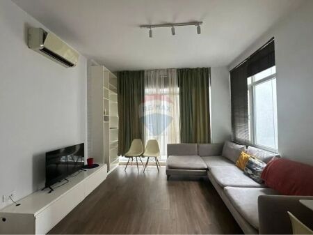 Appartamento 1+1 in affitto presso il Comune di Parigi!~