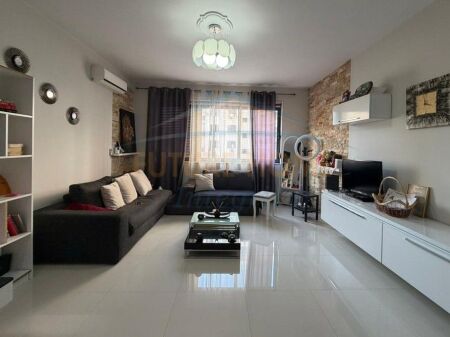 In vendita, Appartamento 1+1, Nuovo Anello, Tirana.