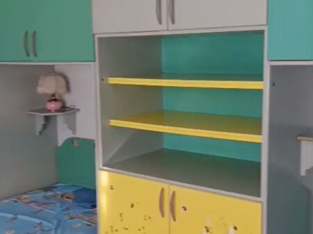 Jepet me qera apartament 2+1 i mobiluar tek Pallatet Cabej