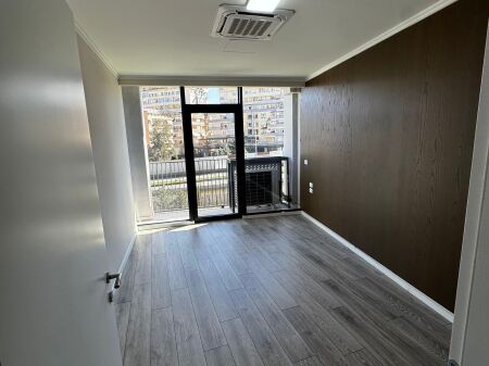 Spazio ufficio in affitto