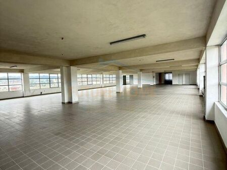 Affitto, Capannone, Prush, Tirana