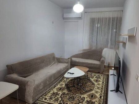 Jepet per qira 3+1 kati i dyte i nje shtepie private, Sauk.