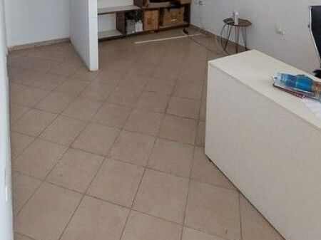 Qira, Ambient Biznesi, Bulevardi Zogu I, Tiranë