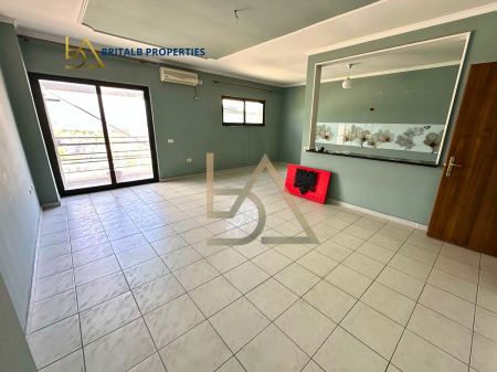 Shitet Apartament – Vorë