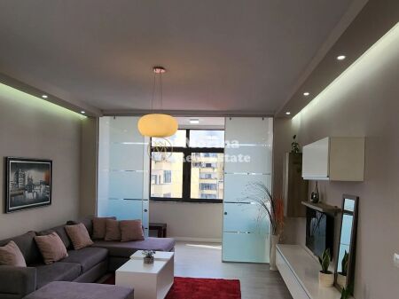 Affitto | Appartamento 1 + 1 | Via Kavaja | 850 €/mese