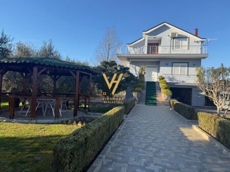 SHITET VILE DY KATESHE DHE TRUALL NE VORE 1.195.000 EURO