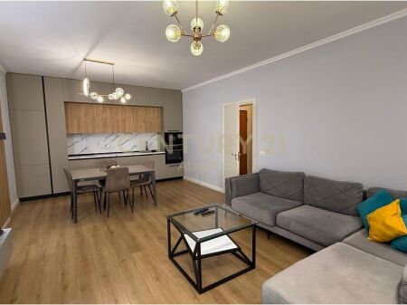 Apartament 1+1 Me Qira në Rruga e re e Portit, Durrës - 500€ | 71 m²
