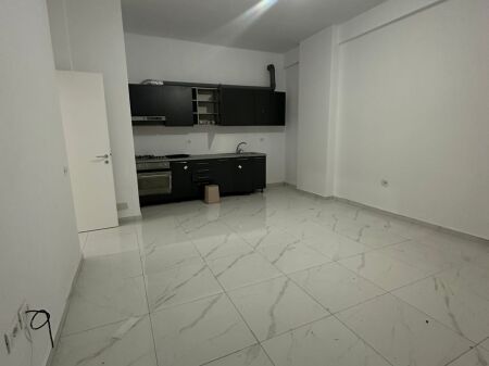 APARTAMENT ME QERA 2+1