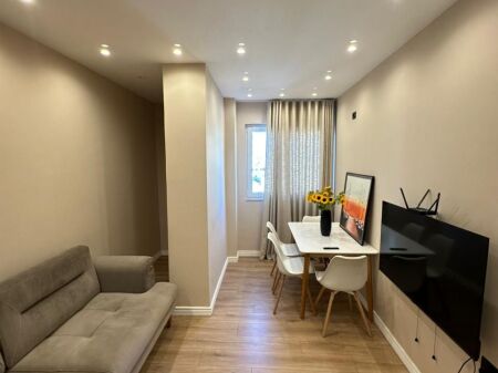 JEPET ME QERA APARTAMENT 1+1 RROTA E KUQE, PLAZH
