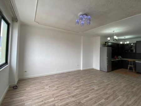 Zyre 3+1 per qera tek Ekspozita