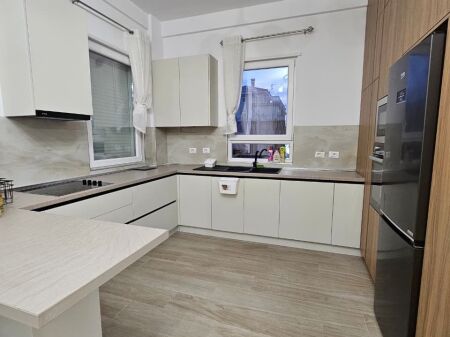 VILE ME QIRA TE VILA LULE NE TEG