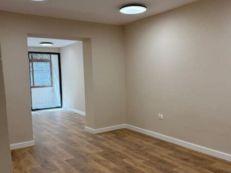 APARTAMENT 2+1 PER SHITJE PRANE PETRO NINIT!