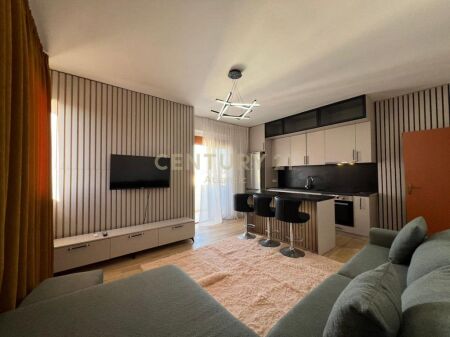 JEPET ME QERA APARTAMENT 2+1 I MOBILUAR NE PLAZH HEKURUDHA DURRES !